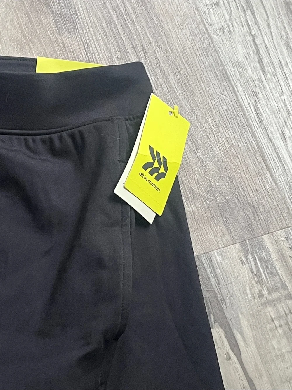 all in motion black active